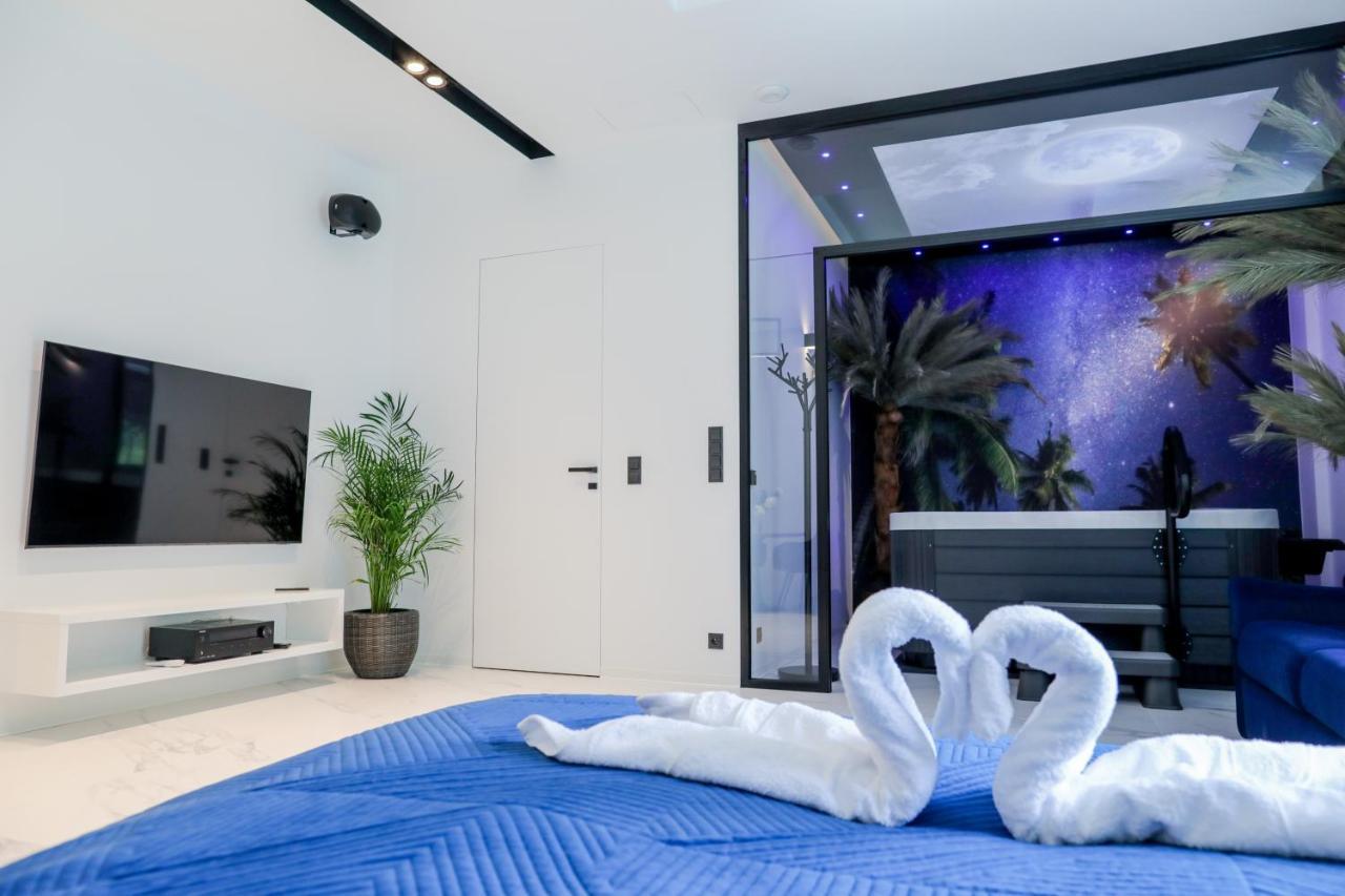 Apartament Ksiezycowy Z Jacuzzi 新松奇 外观 照片